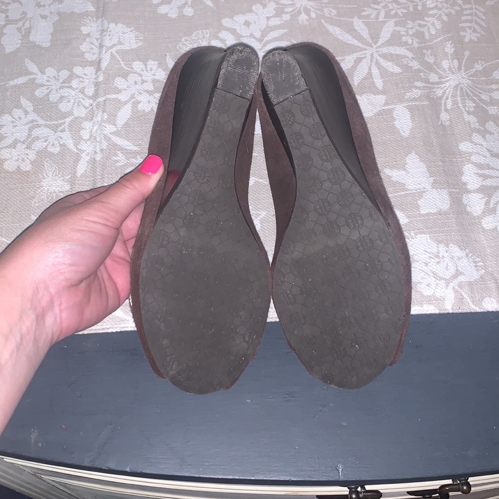 Lilly Pulitzer Suede Wedges - Picture 10 of 12